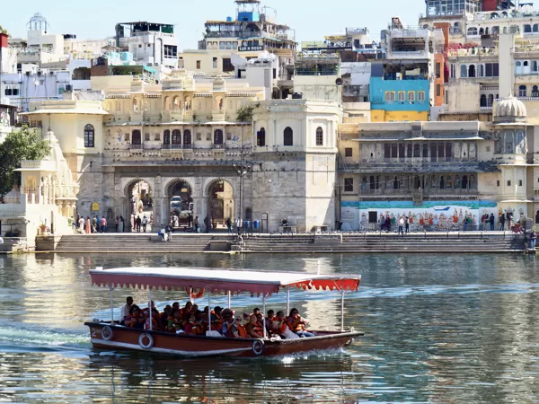 Ghat sur le lac Pichola 